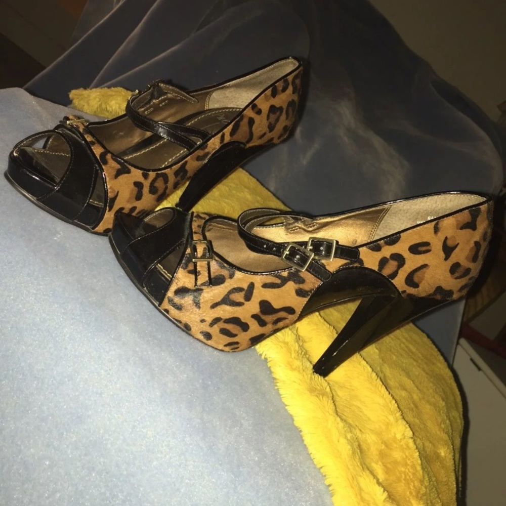 LINEA Paolo high heels
